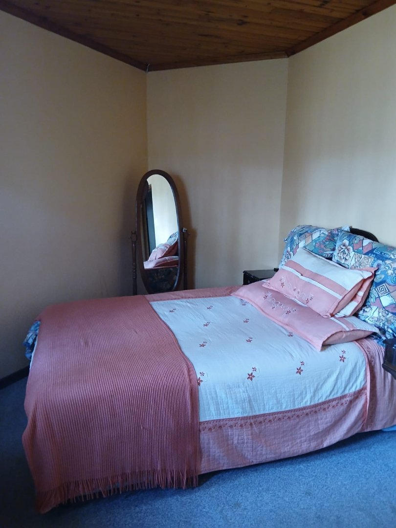 5 Bedroom Property for Sale in King Williams Town Ext 30 Eastern Cape